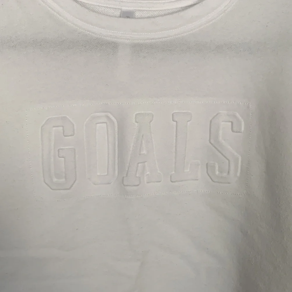 Fabletics Goal Sweater - Picture 2 of 4